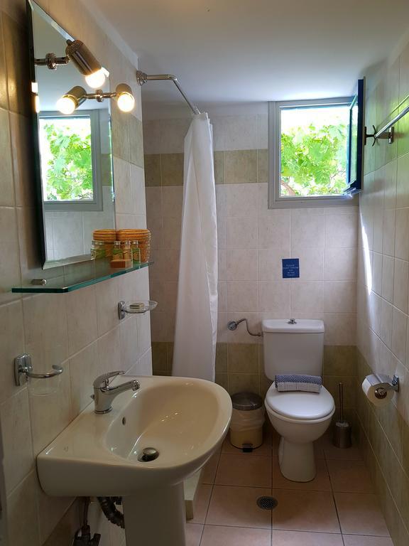 Amaranto Rooms Aegiali Exteriör bild